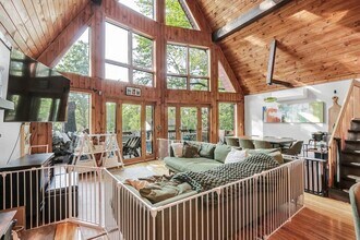36 Greenwood Dr in Beacon, NY - Building Photo - Building Photo