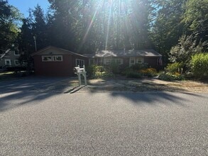 58 Patrician Shores Cir in Meredith, NH - Building Photo - Building Photo