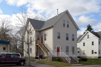 98 Winthrop St in Taunton, MA - Building Photo - Building Photo