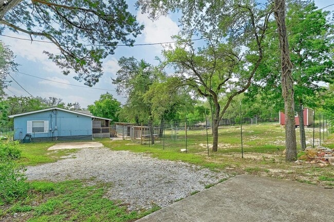 7807 Williamson Creek Drive in Austin, TX - Building Photo - Building Photo