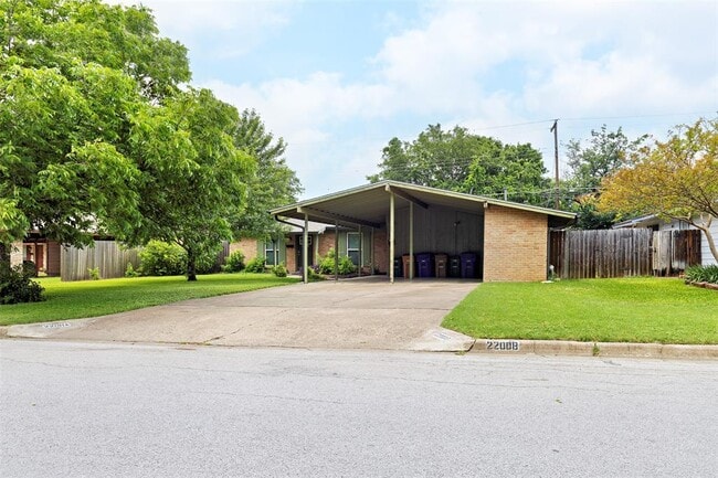 property at 2200 Lanier Dr