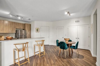 400 North Apartments in Maitland, FL - Foto de edificio - Building Photo