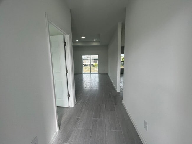 1903 W 17th St in Lehigh Acres, FL - Building Photo - Building Photo