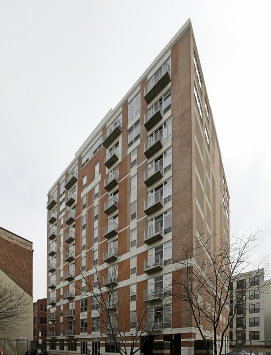 113 N Bread St in Philadelphia, PA - Building Photo