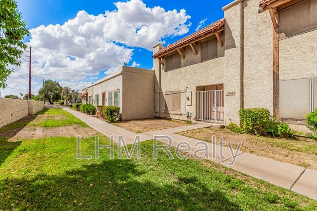 3107 W Loma Ln in Phoenix, AZ - Building Photo - Building Photo