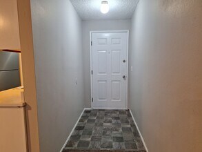 5108 Hideaway Ln in Bremerton, WA - Building Photo - Building Photo