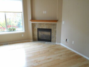 434 N Gifford Ave in Arlington, WA - Building Photo - Building Photo