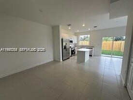 27640 SW 156th Ave in Homestead, FL - Building Photo