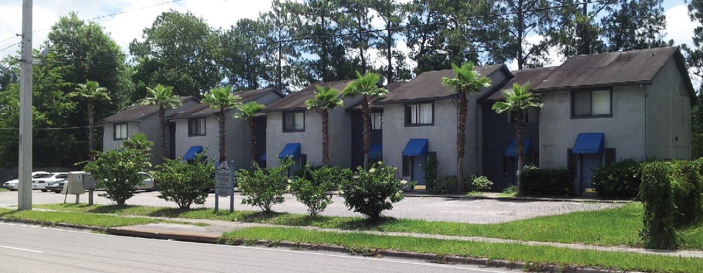 Westlake Villas in Jacksonville, FL - Building Photo