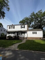 47 Dance Blvd in Dumont, NJ - Building Photo