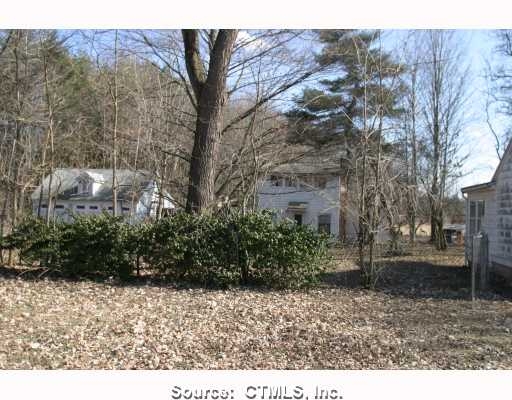 62-66 Maple St in Ellington, CT - Building Photo - Building Photo