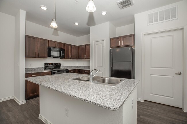 McKinney Falls Apartments