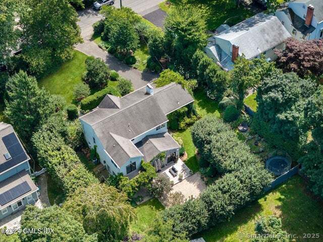 35 Park Ave in Greenwich, CT - Building Photo