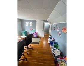 34 Boston Ave, Unit 1 in Somerville, MA - Building Photo - Building Photo