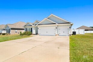 24847 Smarty Jones Cir in Daphne, AL - Building Photo