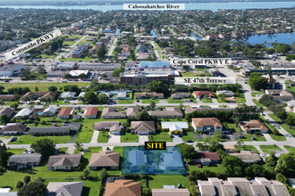 617 SE 46th Ln in Cape Coral, FL - Building Photo - Building Photo