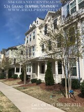 534 Grand Central Sta in Apex, NC - Building Photo - Building Photo