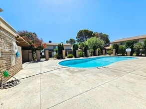 1008 Peg St in Ridgecrest, CA - Building Photo - Building Photo