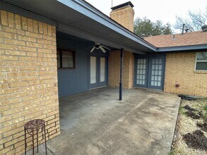 1714 Crescent Dr in Sherman, TX - Building Photo - Building Photo