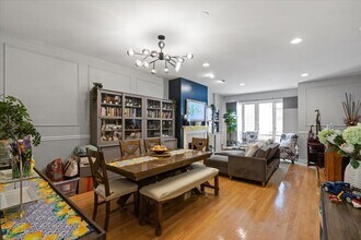 849 W Ohio St in Chicago, IL - Building Photo - Building Photo