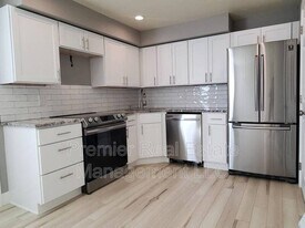 7247 W 13th Ave in Lakewood, CO - Building Photo