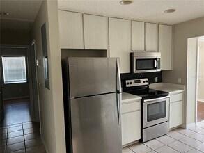 1033 Willow Dr in Leesburg, FL - Building Photo - Building Photo