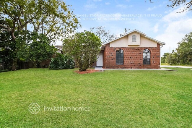 property at 963 Trumbull St