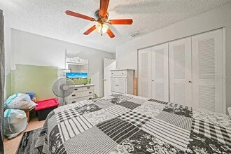 544 Silver Course Cir in Ocala, FL - Foto de edificio - Building Photo