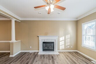 5125 Casland Dr in Raleigh, NC - Foto de edificio - Building Photo