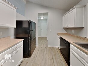 7792 Chase Woods Dr in Jonesboro, GA - Building Photo - Building Photo