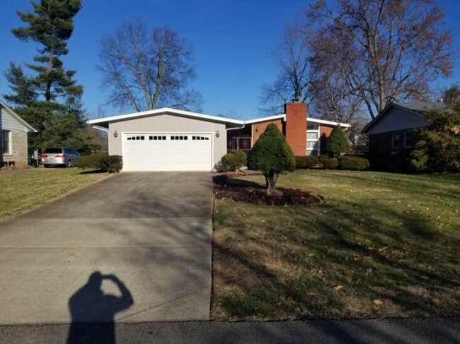 property at 1305 Abbeywood Rd