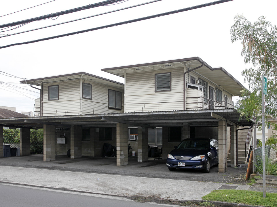 1815 Young St in Honolulu, HI - Foto de edificio