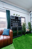 661 Hampshire Ave, Unit SI ID1373796P in Redwood City, CA - Building Photo