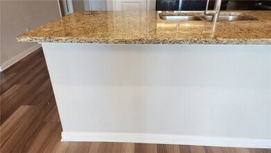 2006 Theresa Dr, Unit 3 in Bryan, TX - Building Photo - Building Photo