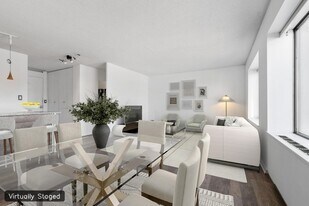 15 S 1st St in Minneapolis, MN - Building Photo