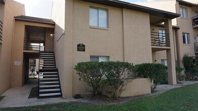 5219 Via Hacienda Cir in Orlando, FL - Building Photo - Building Photo