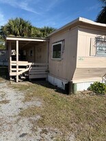 920 Boardwalk Ln in Cocoa, FL - Building Photo