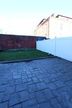 460 Saratoga St in Boston, MA - Building Photo - Building Photo