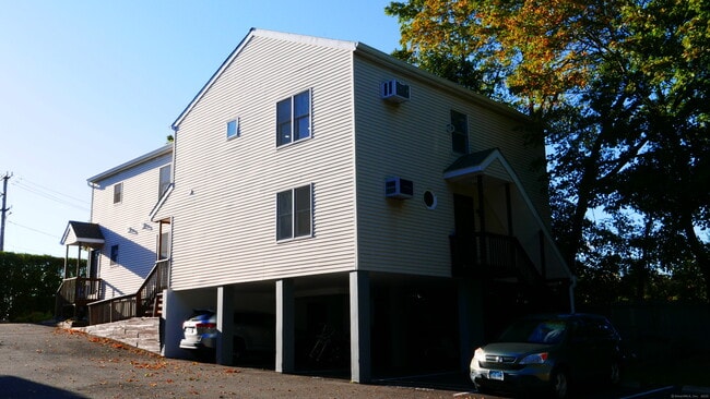 property at 75 Fairfield Ave