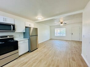 4424 Bellevue Newly Renovated Apartments w... in Tucson, AZ - Building Photo - Building Photo