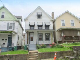 534 Glenwood Ave in Ambridge, PA - Building Photo