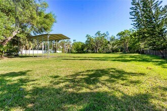 12560 74th Ave N in Seminole, FL - Building Photo - Building Photo