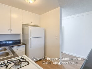 La Traviata in Santa Monica, CA - Building Photo - Building Photo