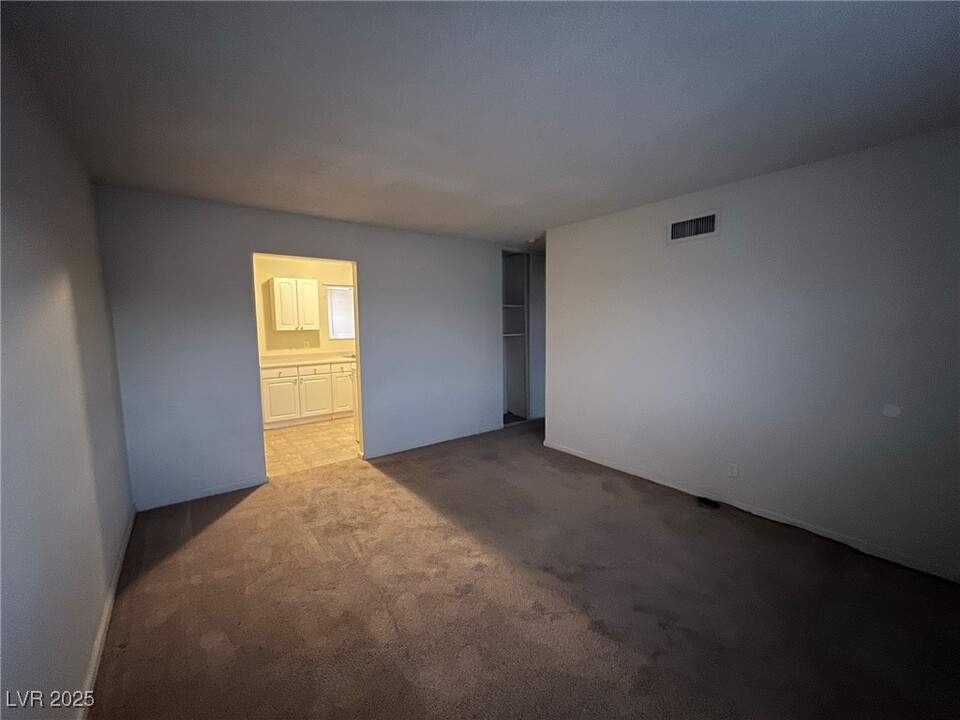 3524 E Canoga Ave in North Las Vegas, NV - Building Photo