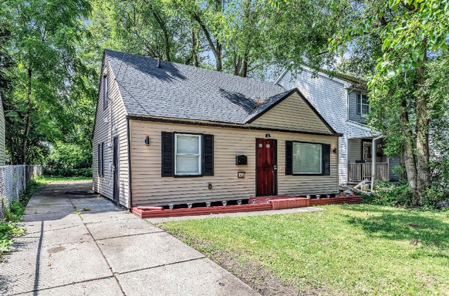 property at 10012 Elizabeth Ave