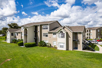 Walden Palms in Orlando, FL - Foto de edificio - Building Photo