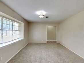 758 E Princeton Ln in Deer Park, TX - Building Photo - Building Photo