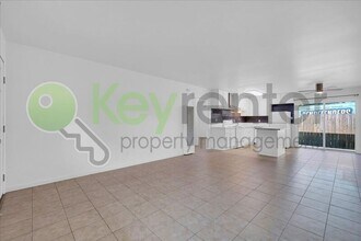6705 Greenback Ln in Citrus Heights, CA - Building Photo - Building Photo