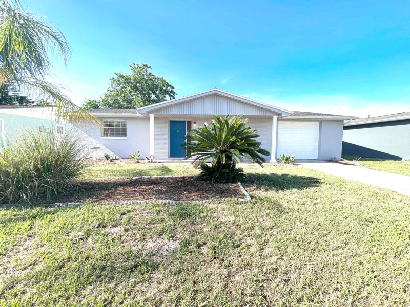 7220 Castanea Dr in Port Richey, FL - Building Photo