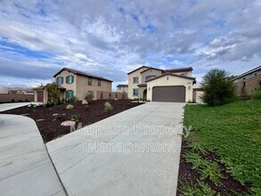 29634 Lewis Cir in Winchester, CA - Building Photo - Building Photo